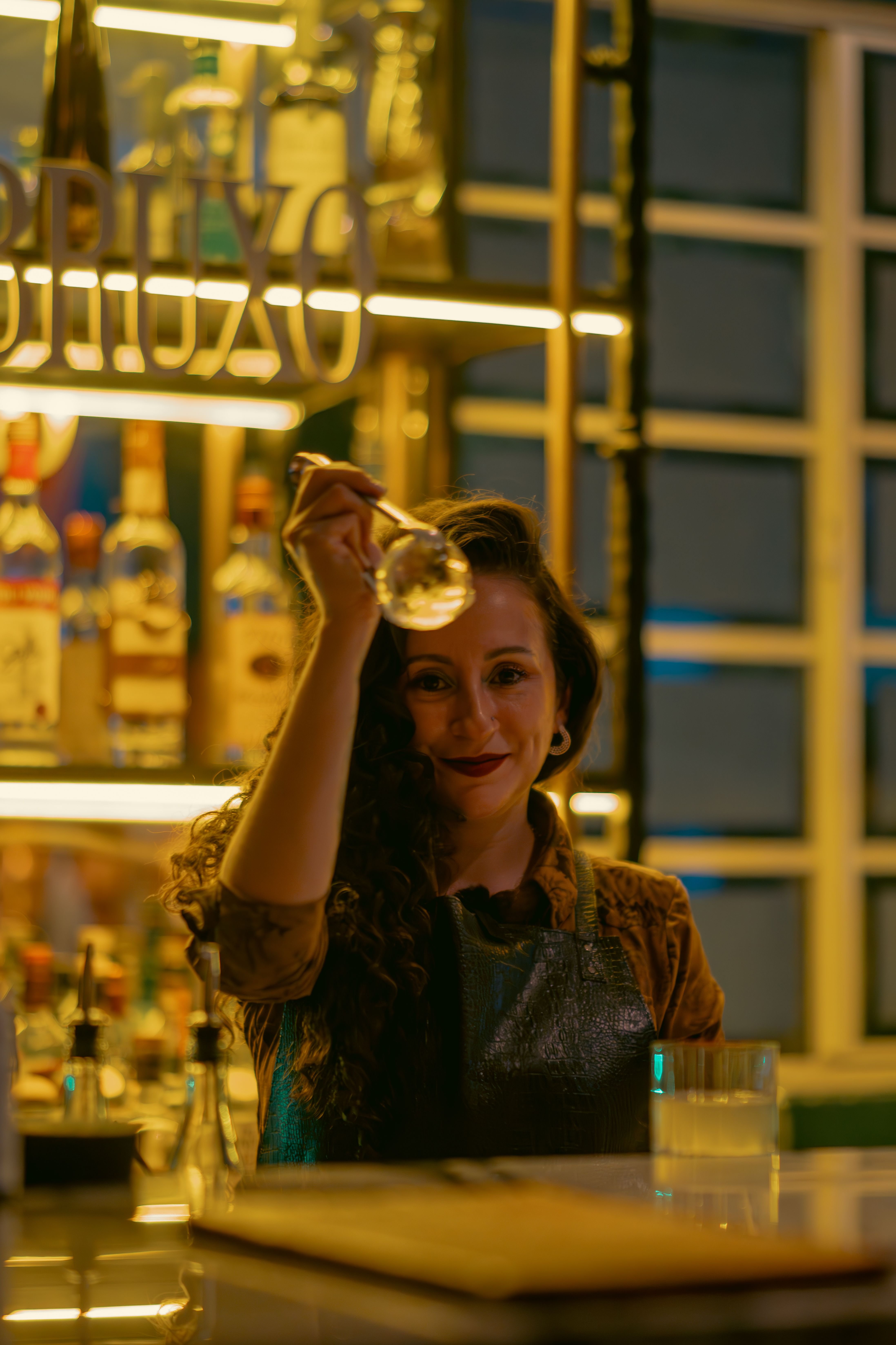 Ana Paula Ulrich, mixóloga brasileña y head of bars de Hotel Rosewood San Miguel de Allende, México / Imagen cortesía de Andrés Viana