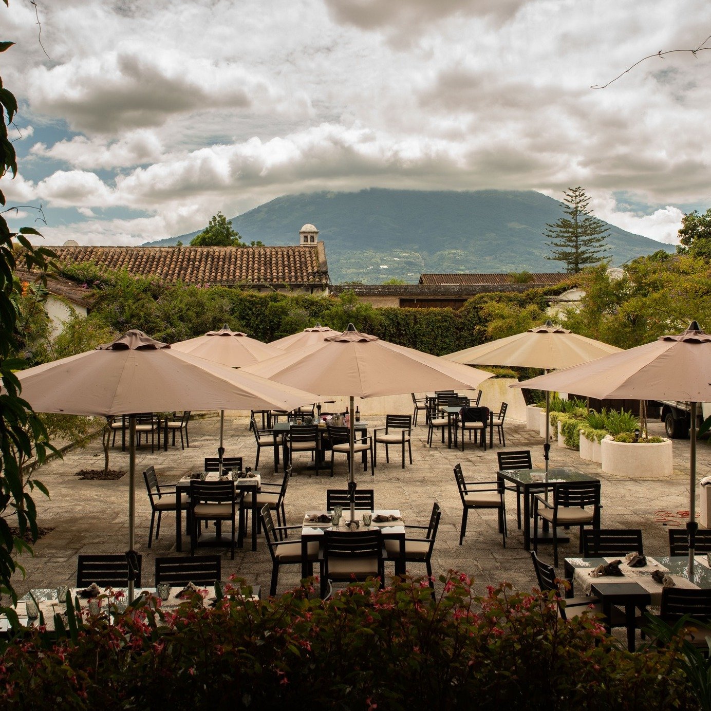 Clios-Antigua-Guatemala