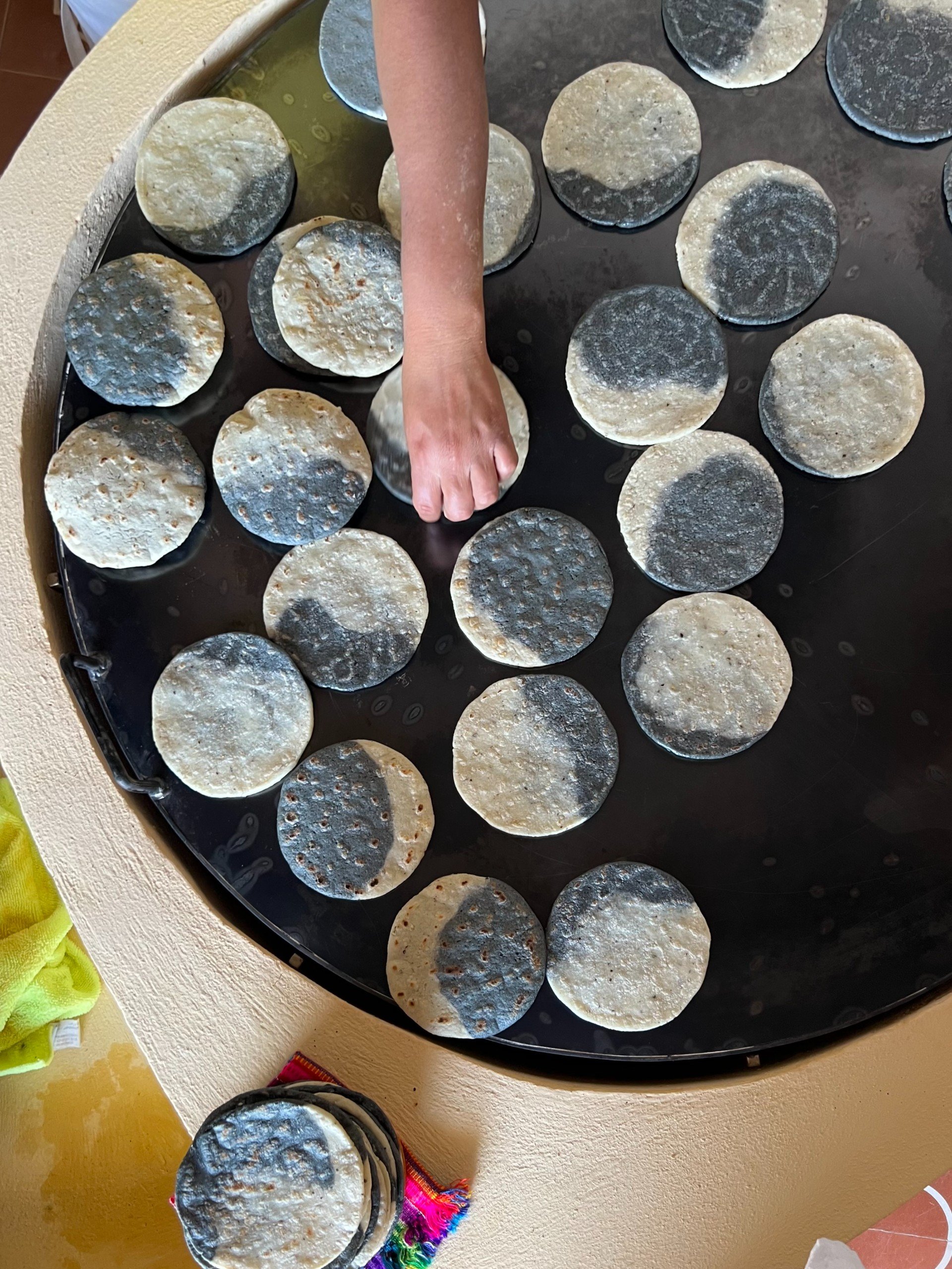 Tortillas de Maíz Blanco y Negro