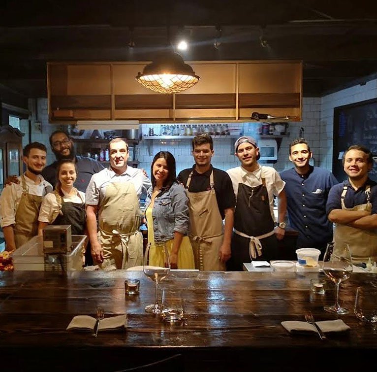 Staff de Íntimo en Panamá.