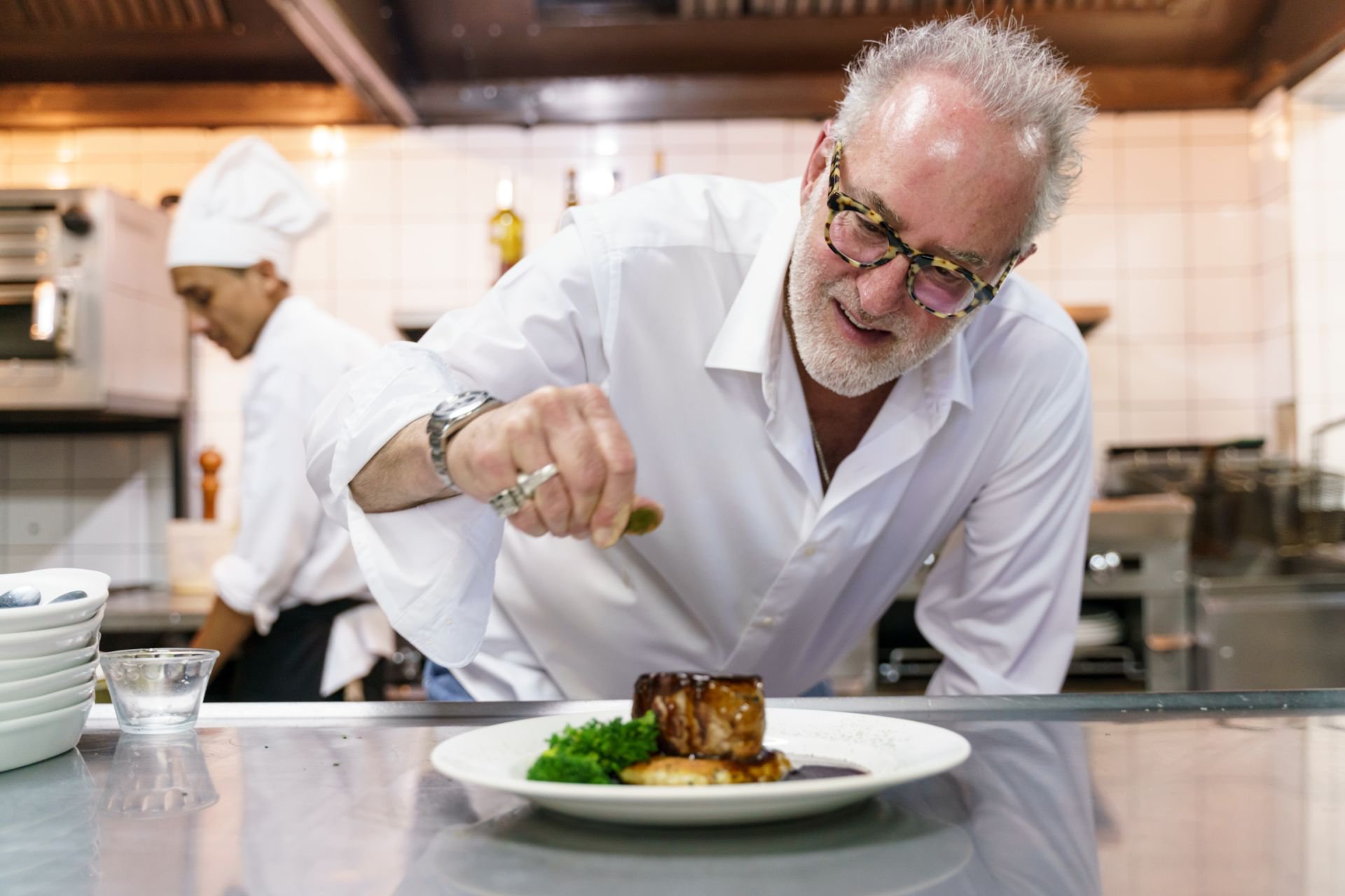 Jake Denburg, chef y propietario de Jakes NYC y Restaurante Jakes