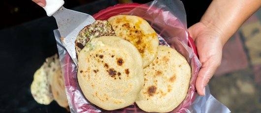 Pupuseria-San-Miguelito-Zona-1-Ciudad-Guatemala-Pupusas-Restaurante-Salvadoreno-7.jpg