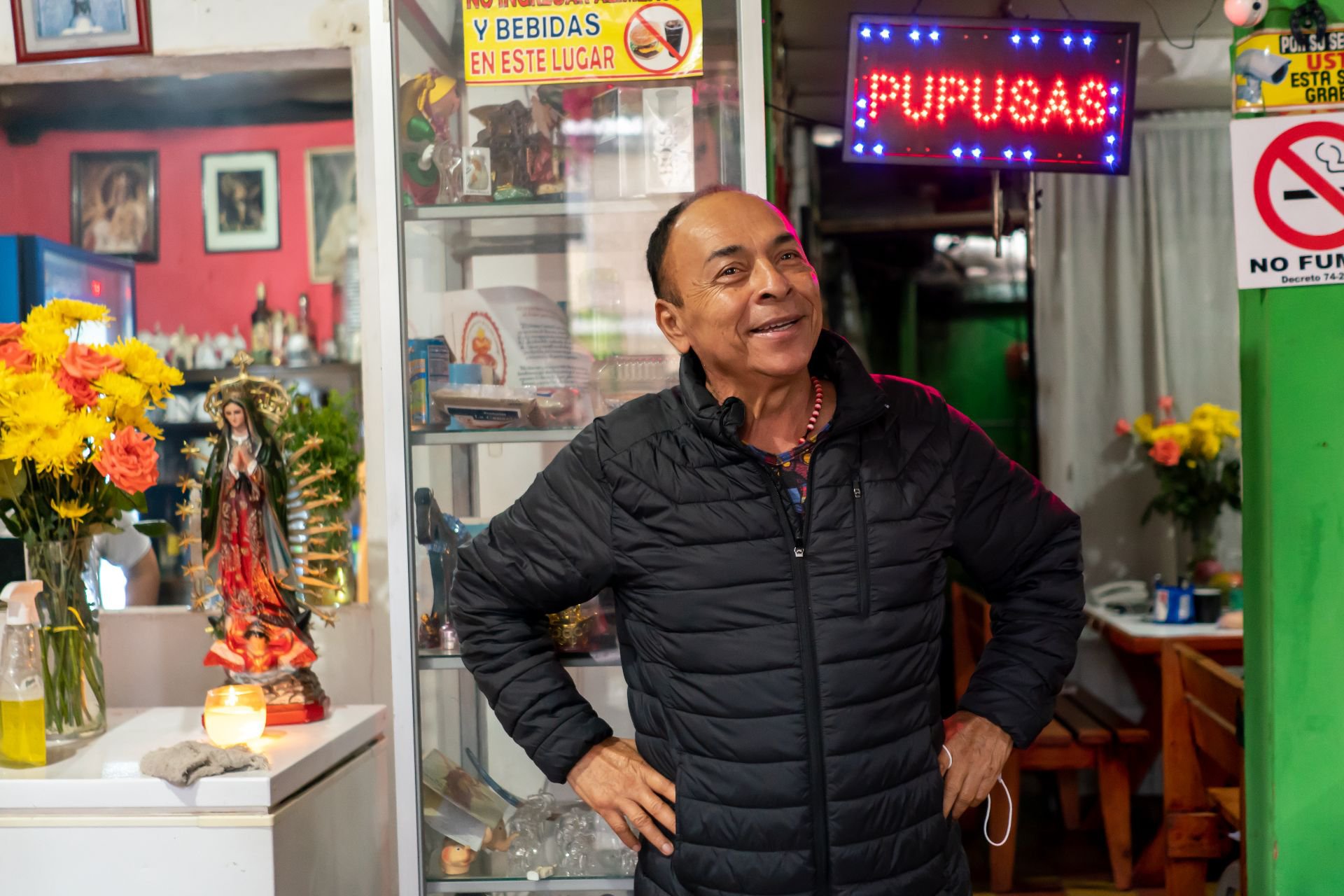 Juan, propietario de Pupusería San Miguelito