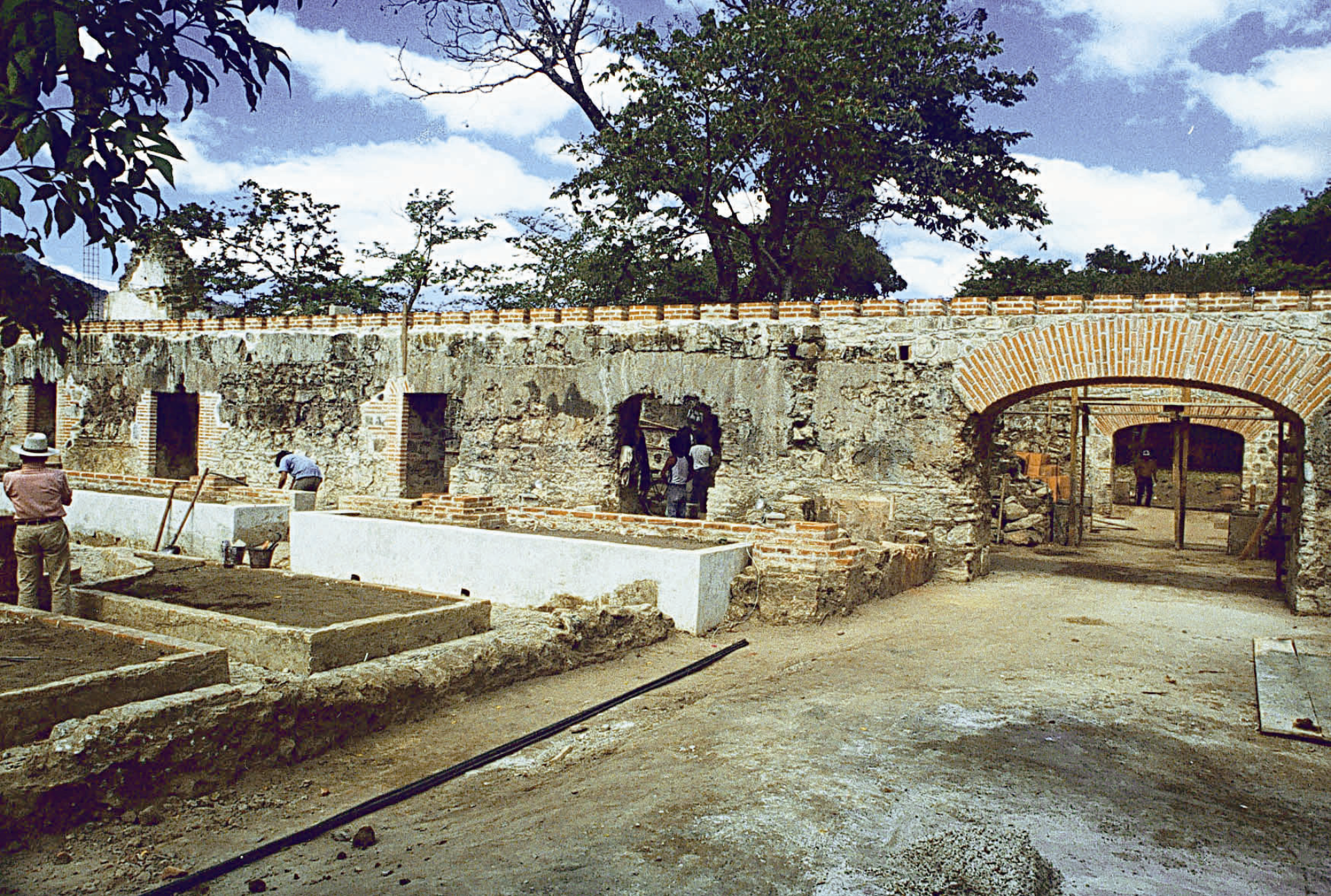 Santo-Domingo-Restaurante-Construccion-Antigua-Guatemala.png