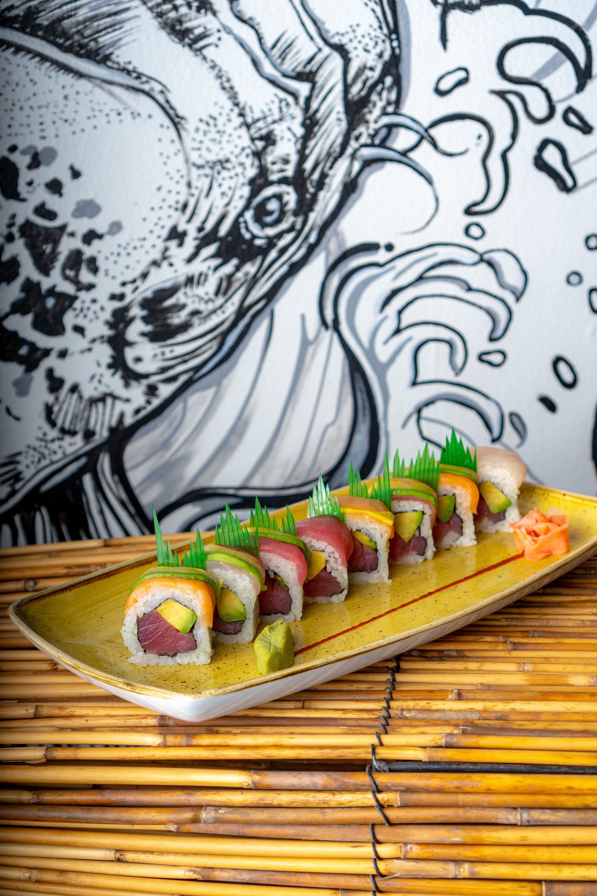 tanoshii-restaurante-zona-10-guatemala-rainbow-jpg