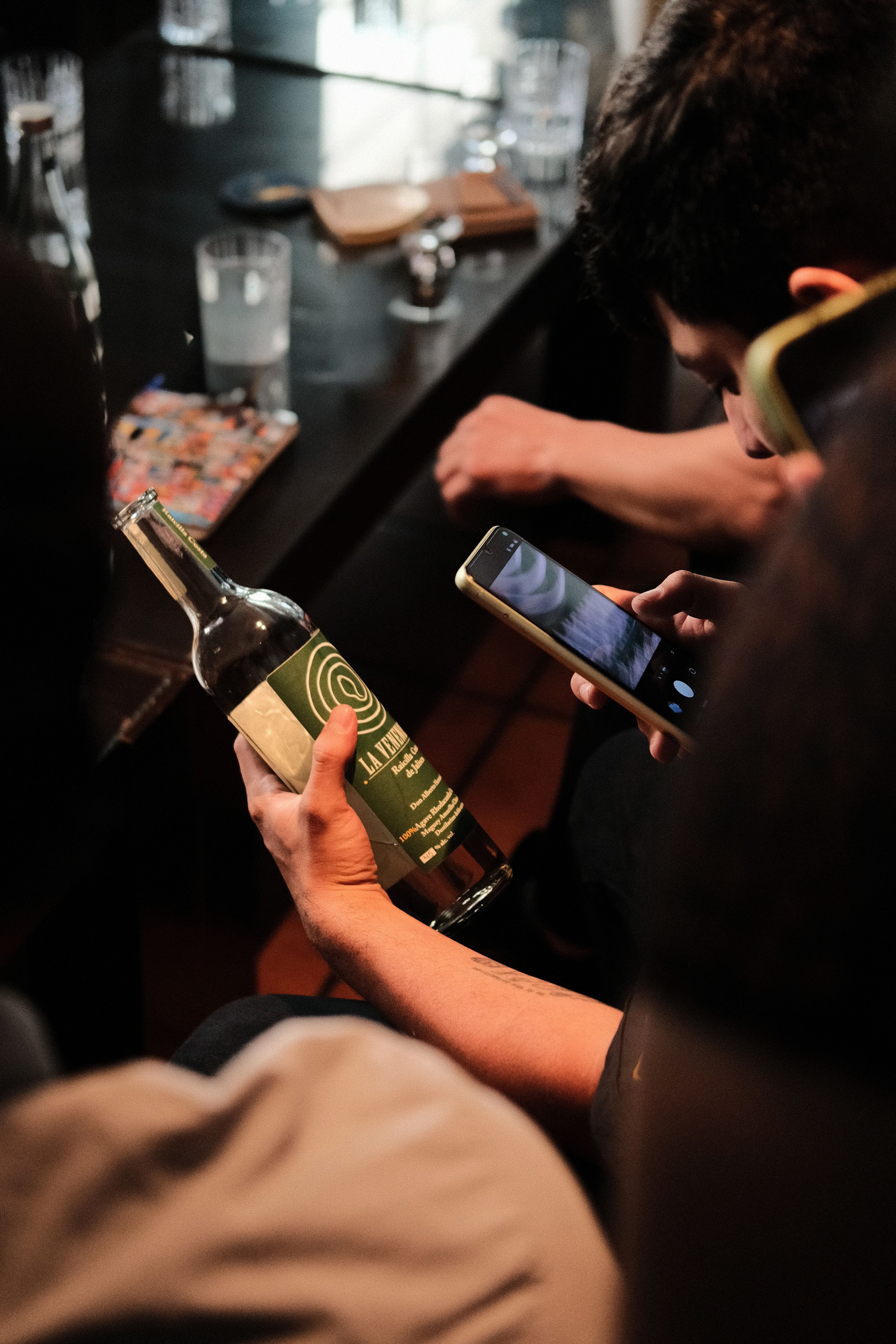 Raicilla en masterclass de Jorge Urbano en Bar Monarca / Imagen cortesía de Andrés Viana