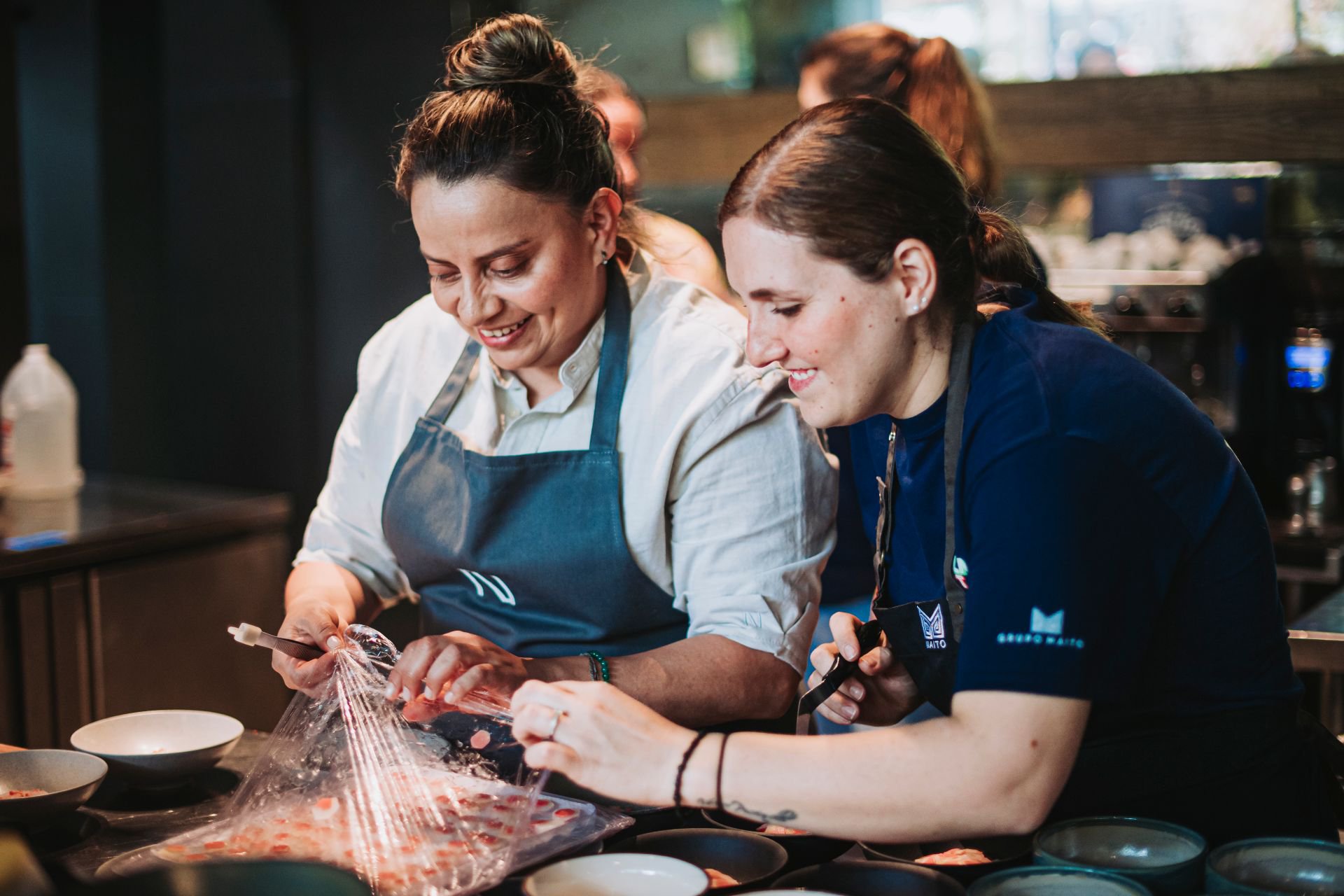 Las chefs Pía Salazar y Jennyfer Pucciarelli durante Wegala Fest 2023
