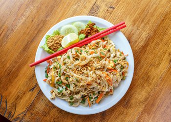 esquina-asiatica-xela-restaurante-pad-thai.jpg