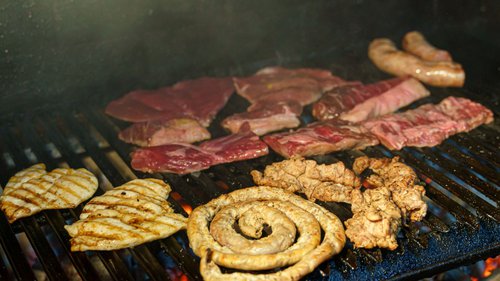 restaurante-la-media-cancha--zona-9-guatemala-asado